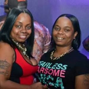 Meet your Posher, Neva